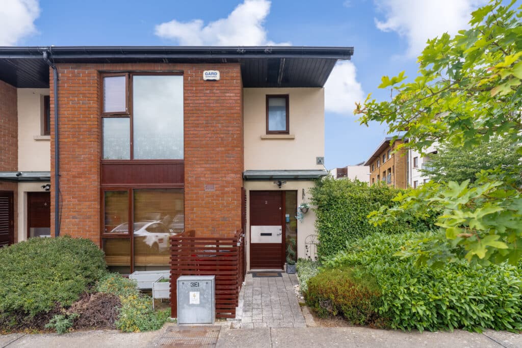 2 Castlegate Drive, Adamstown, Co Dublin, K78 VP29 - Ray Cooke Auctioneers