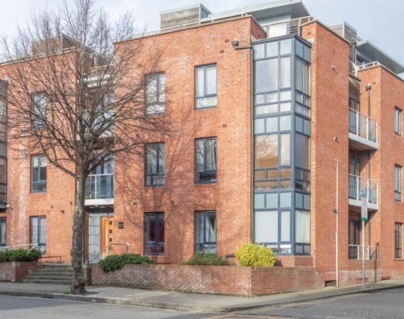 WhatsApp Image 2025-12-19 at 09.44.02 (2)