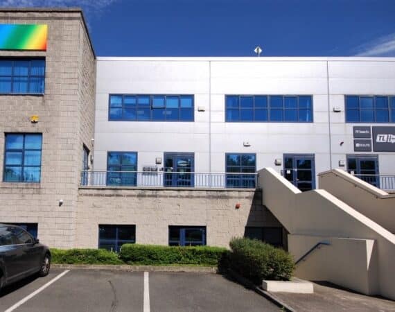 Outside pic 1 riverview