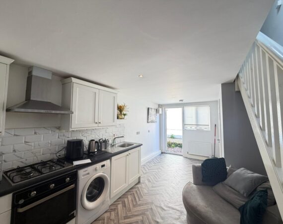 WhatsApp Image 2026-04-13 at 14.08.27