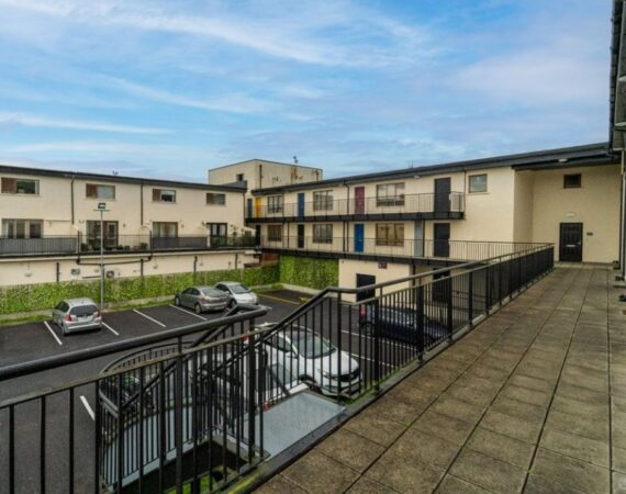 34montpeliercourt front