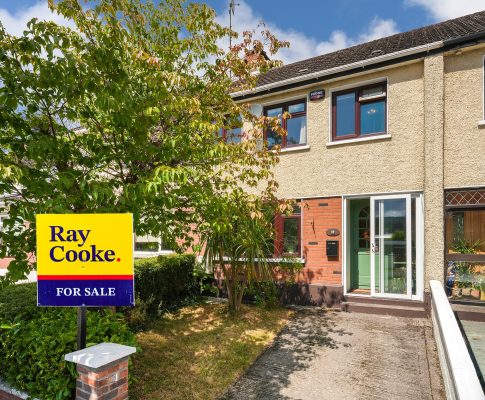 17 Rathlawns, Rathcoole, Co. Dublin