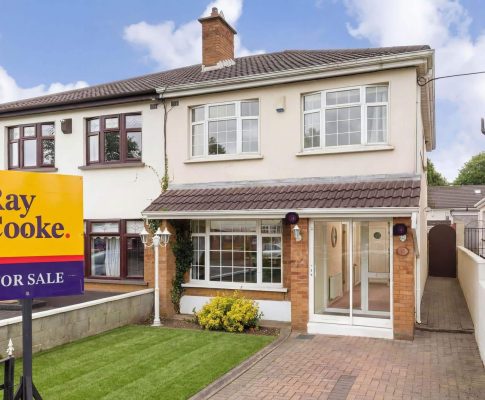 6 GLENPARK CLOSE DUBLIN 20 D20 Y201 - 69-20