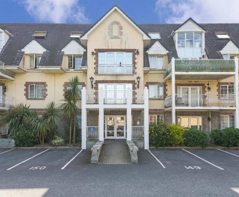 APARTMENT 13 THE SLADE TASSAGARD GREENS GARTERS LANE -10
